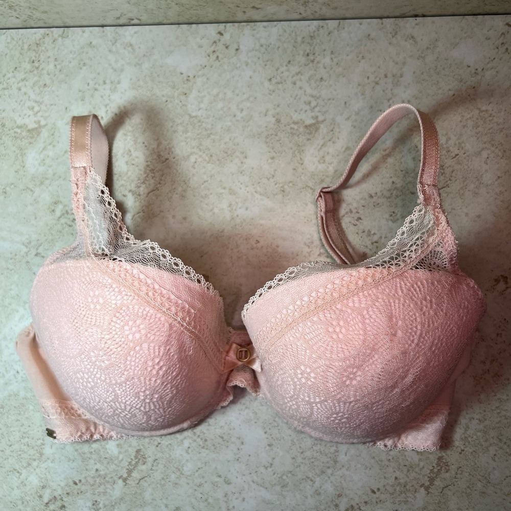 Chantelle Lace Demi T-Shirt Underwire Tan Nude Pink Bra Lightly Lined‎ 32DDD EUC